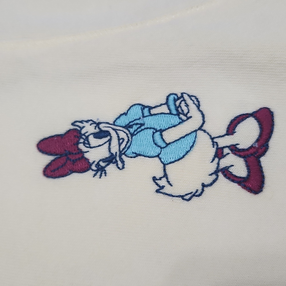Disney Daisy Duck shirt NWT - Picture 2 of 7